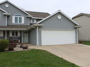 1827 Briarwood Ct, De Pere, WI 54115