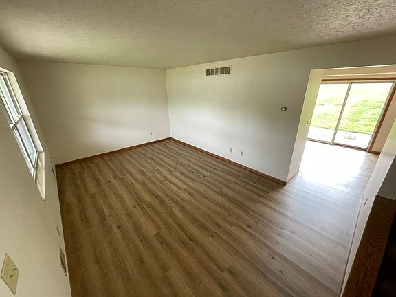 4th image of 1249 Frank Dr #1249