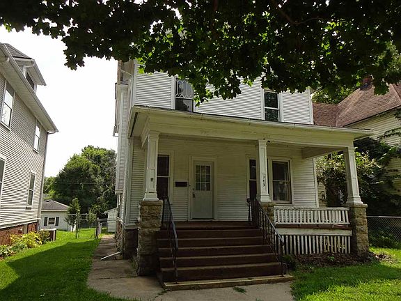 3rd image of 943 Grant Ave