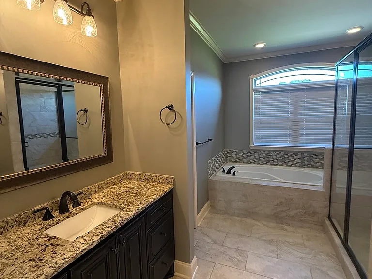 142 Addington Dr — Photo 17