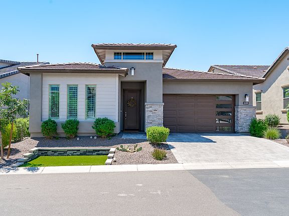 2nd image of 21355 W Meadowbrook Ave