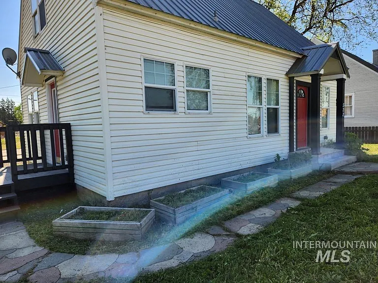 522 N 9th St — Photo 35