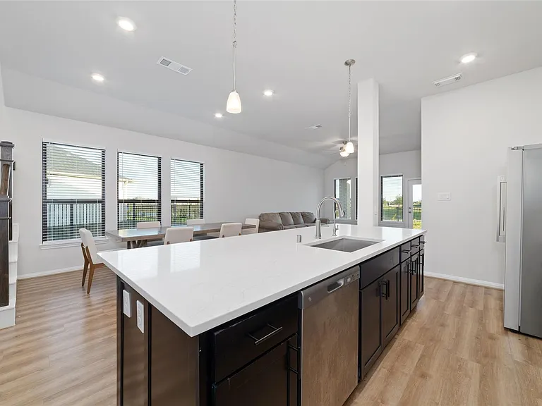 720 Lake Lacosta Dr — Photo 9