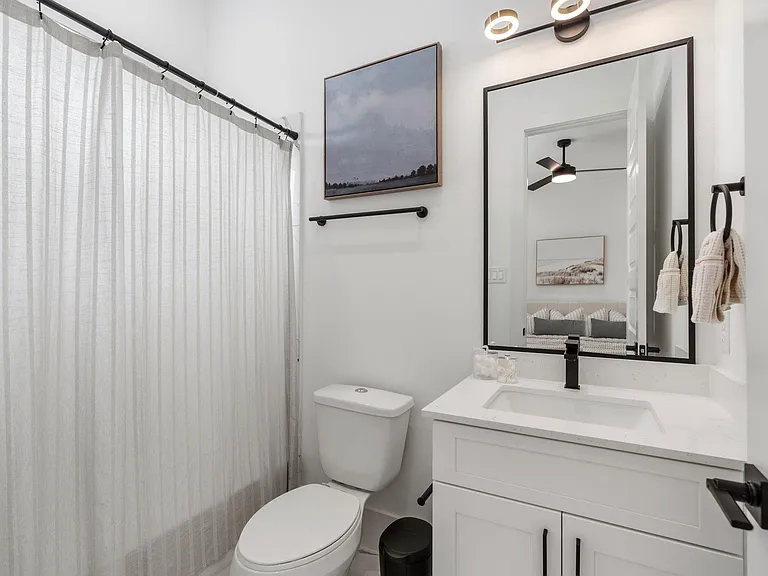 857 Fisher St #F — Photo 31