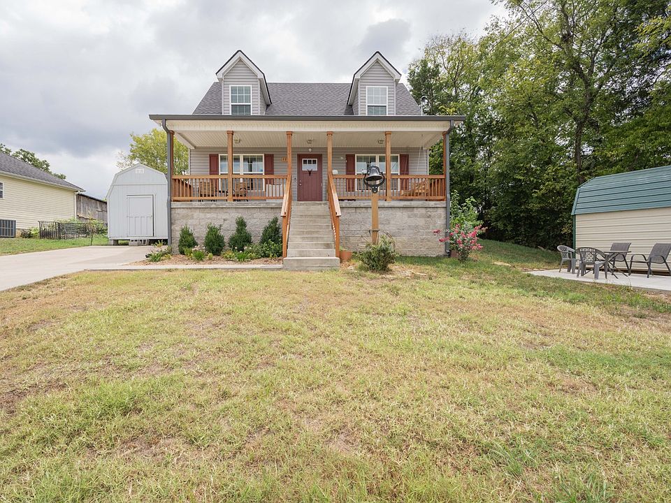 1st image of 111 Matthews Dr