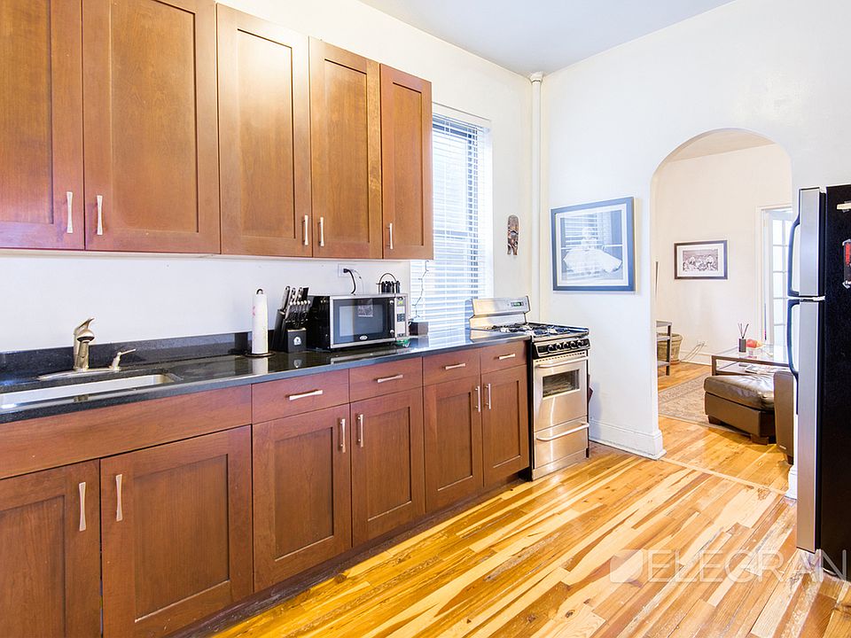 1st image of 26 Carmine St APT 4B