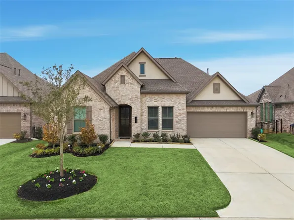 10131 Lehman Dr, Willis, TX 77318