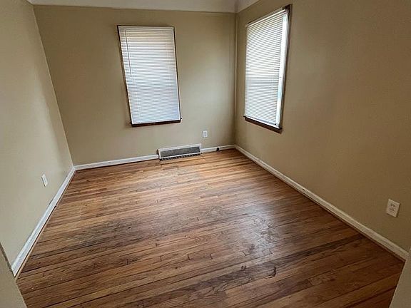 2nd image of 16847 Monte Vista St