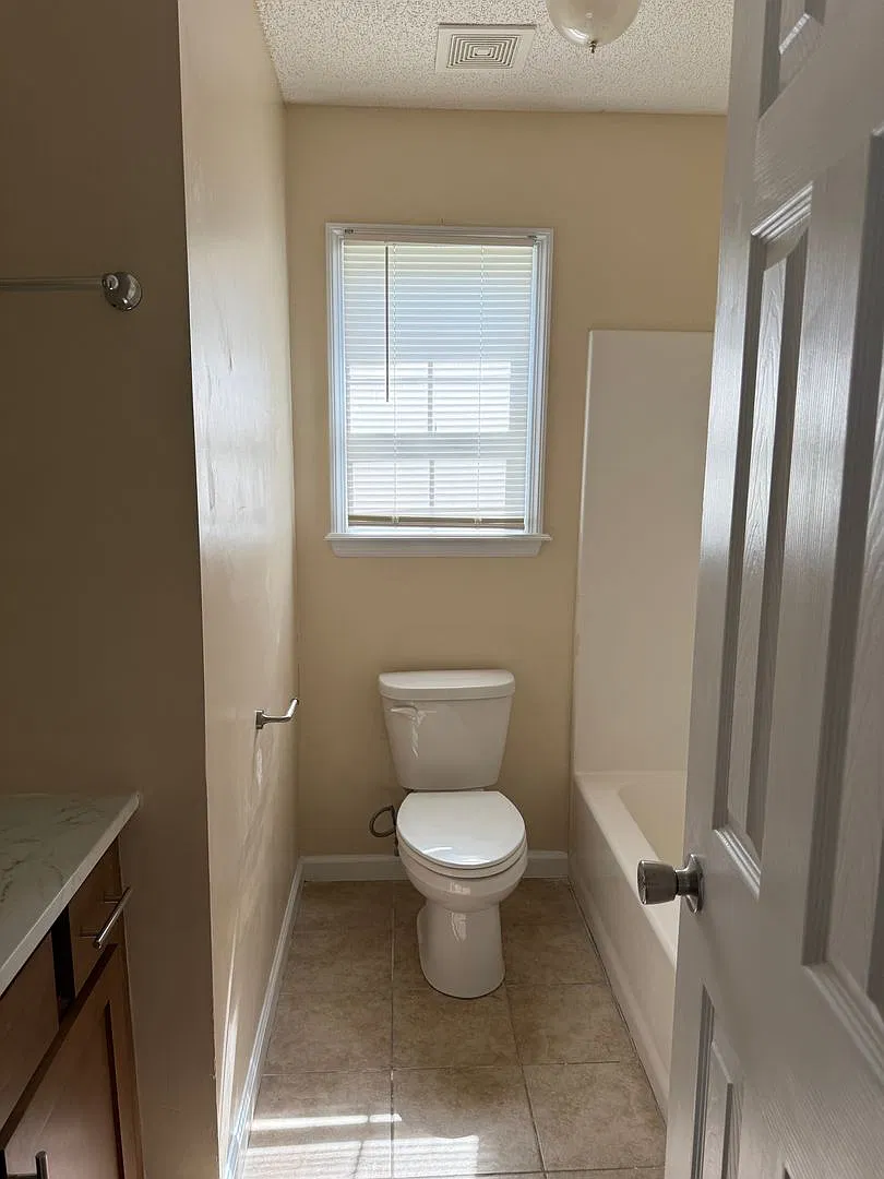 3 Bedroom 2 Bath Home in Valdosta, Ga! — Photo 3