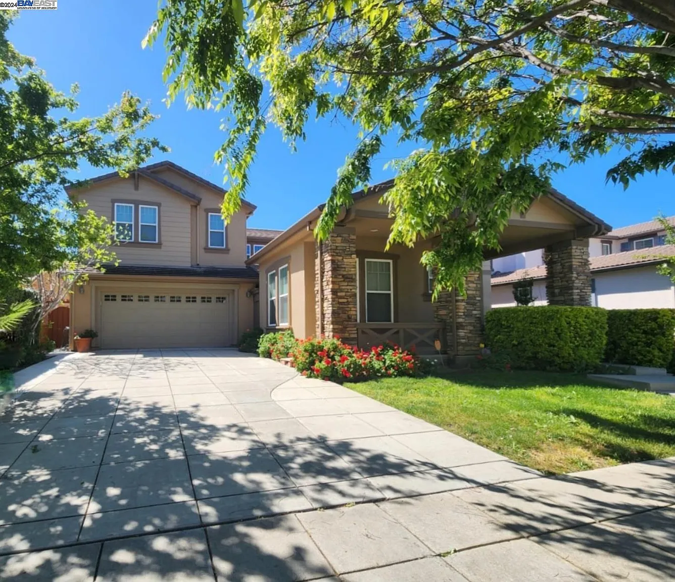 308 Nicole Ave photo 1