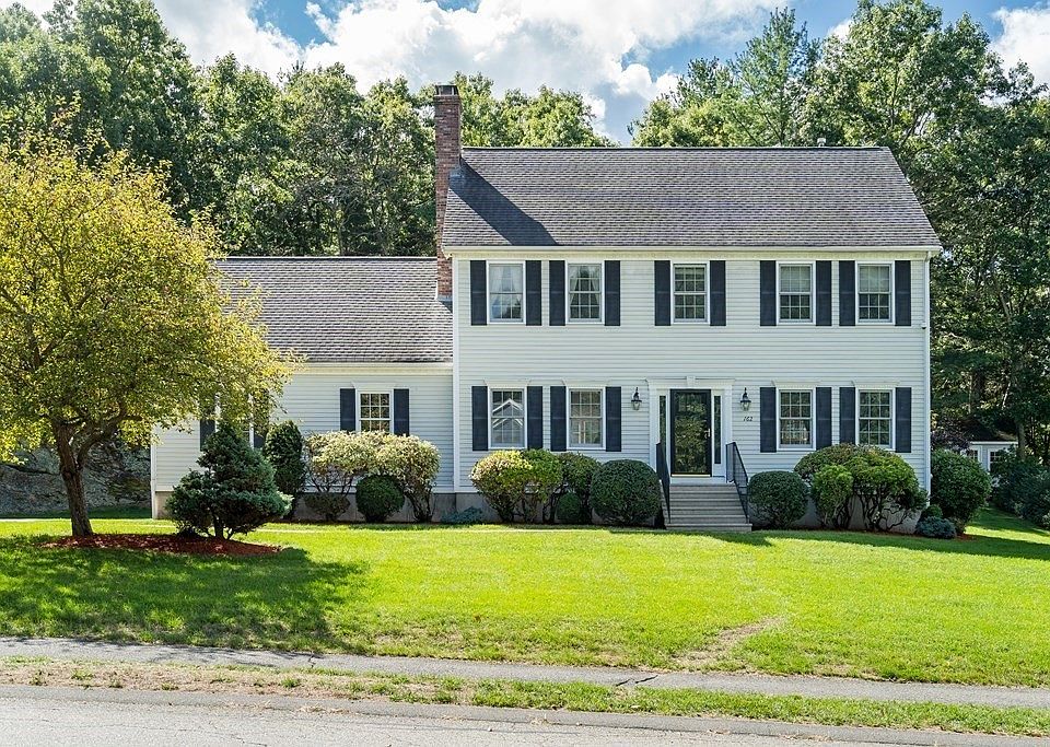 1st image of 162 Nathaniel Dr