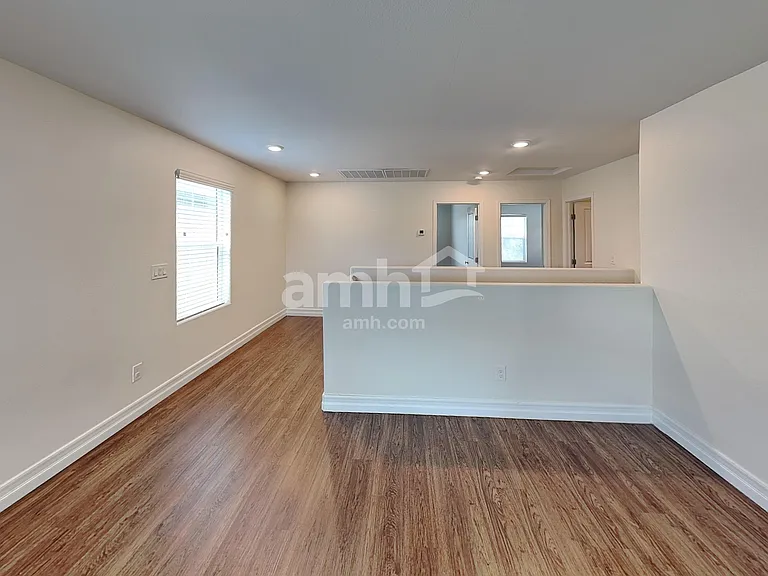948 Nero Ave — Photo 7
