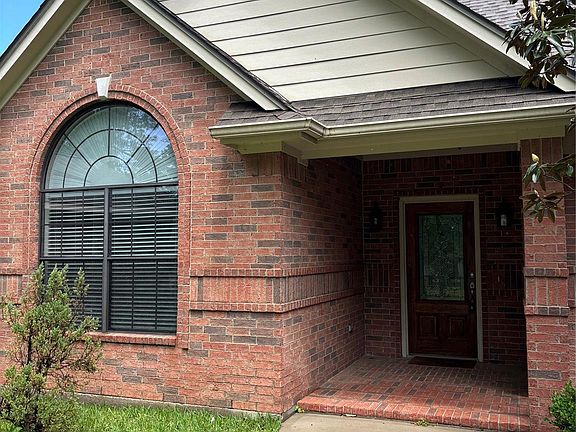 2nd image of 3238 Glenforest Rd
