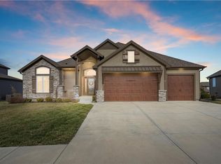 1409 Spurlock Cv, Raymore, MO 64083