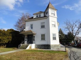 254 Ocean Ave, New London, CT 06320