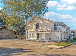 132 April Point Dr N, Montgomery, TX 77356