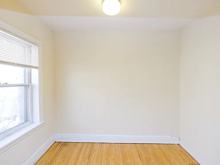 James Apartments | 2886 — Photo 20