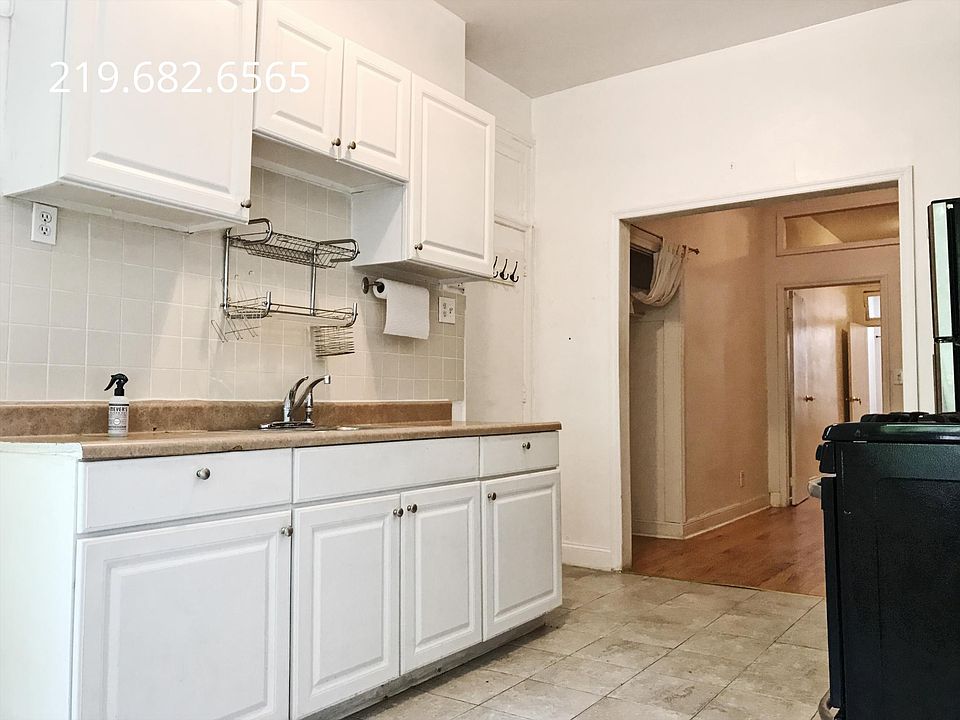 1st image of 220 Suydam St APT 01L