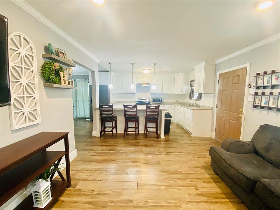 1st image of 303 Ishmeal St
