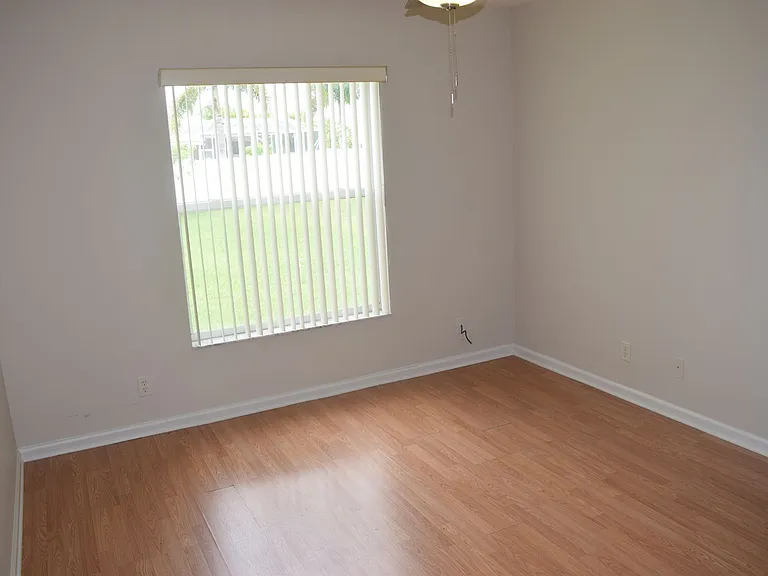 2232 SW Savage Blvd — Photo 12