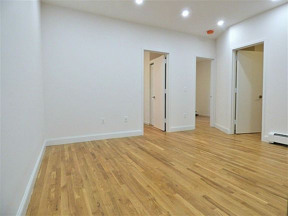 2nd image of 120 Sullivan St APT 1E