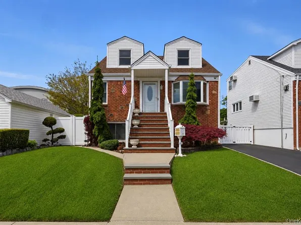 160-44 98th Street image 1 of 20