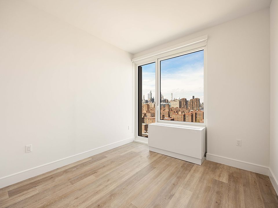 1st image of 644 E 14th St #1702