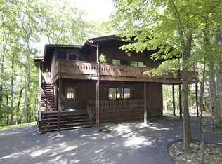 106 Eagle Rd, Tafton, PA 18464