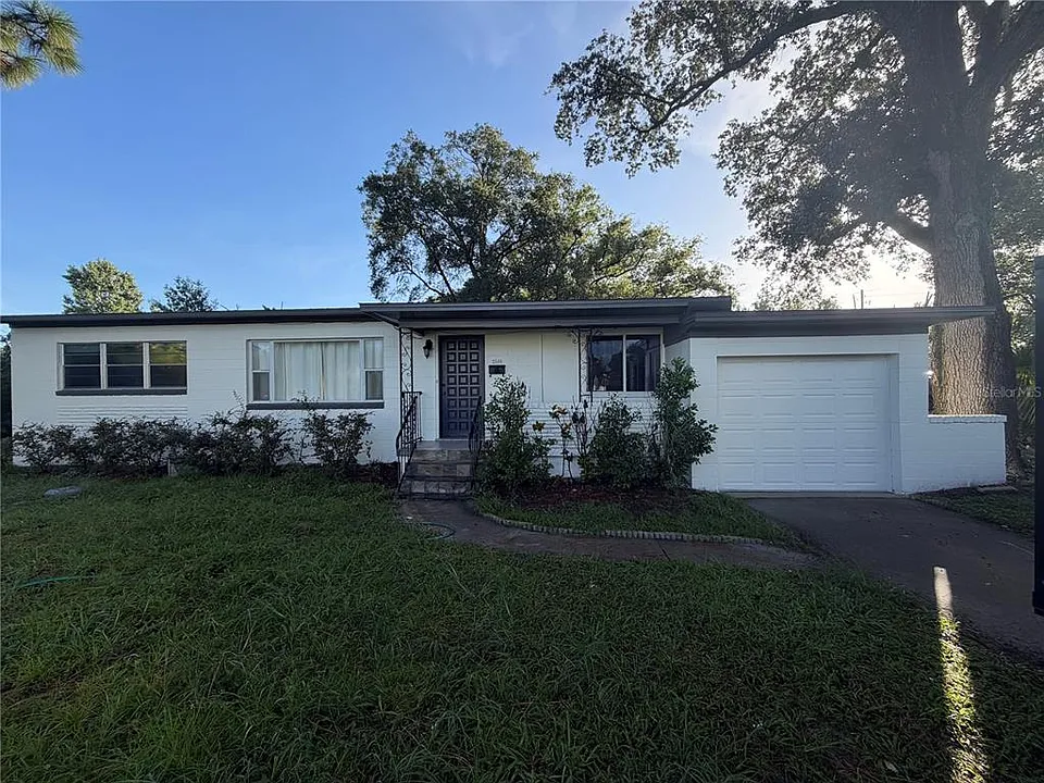 2501 Virginia Dr