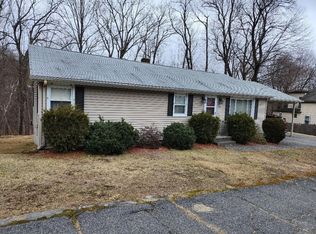 77 Sanborn St, Fitchburg, MA 01420