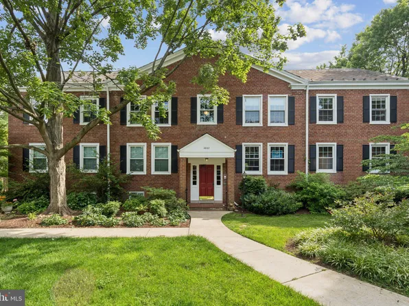 2862 S Buchanan St APT B2, Arlington, VA 22206