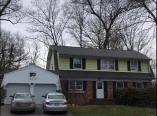 45 Forest Dr, Succasunna, NJ 07876