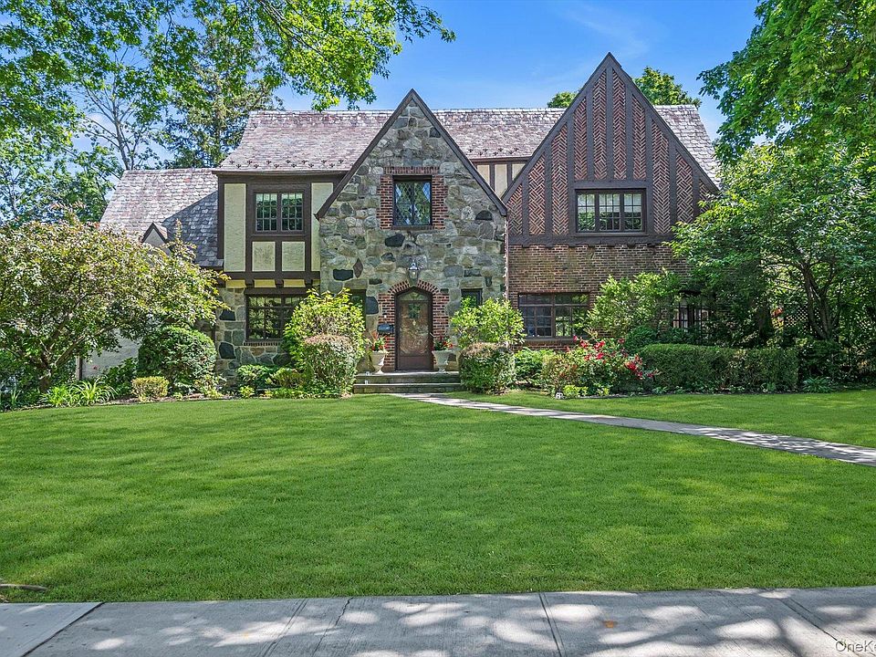 1st image of 68 Beverly Road