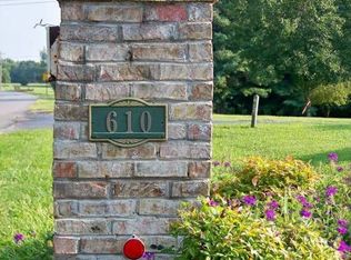 610 Eastbrook Rd, Estill Springs, TN 37330