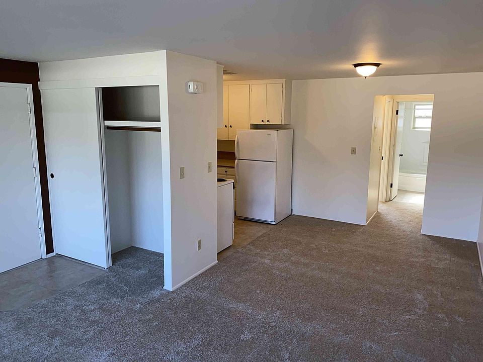 2nd image of 2616 NW Tyler Ave