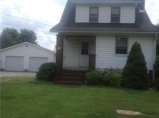 780 Conway Wallrose Rd, Freedom, PA 15042