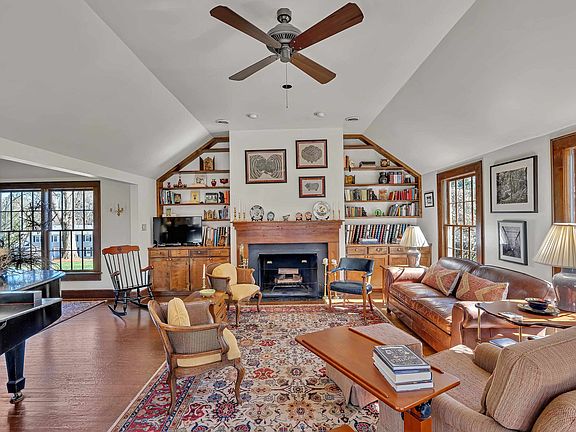 4th image of 112 Rosewood Ln
