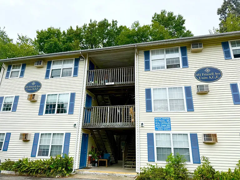 451 Frizzell Ave #B — Photo 15