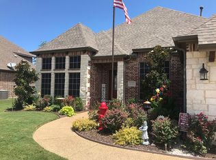 1120 Warbler Dr, Forney, TX 75126