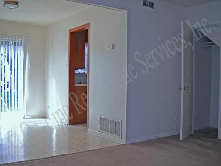 305 Boyett St #1 — Photo 4