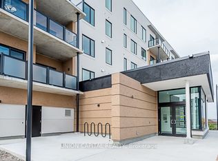 19 West St N #203, Kawartha Lakes, ON K0M 1N0