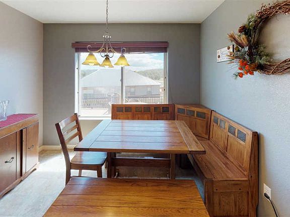 5th image of 80 Homestead Cir