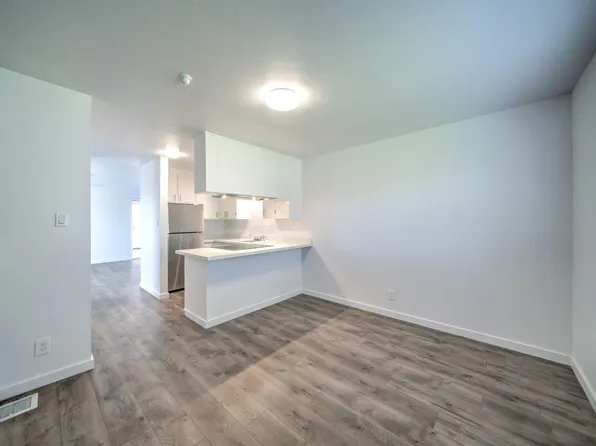 408-418 Keller Street, 408-418 Keller St, Petaluma, CA 94952