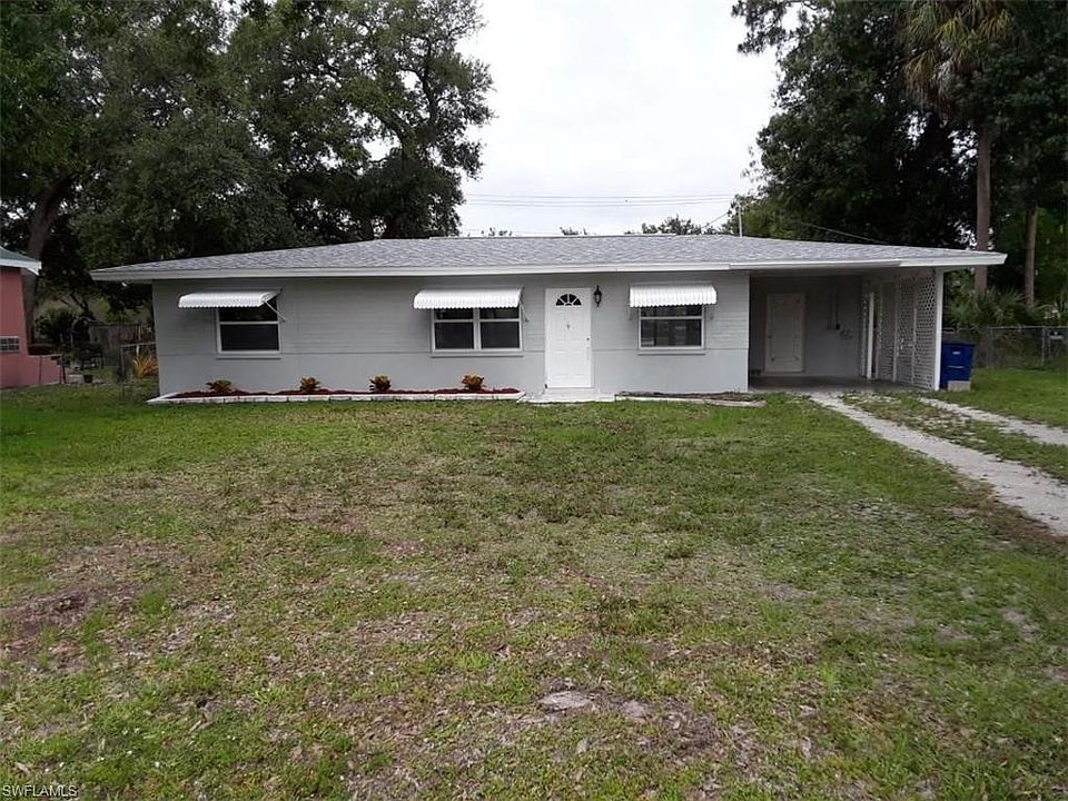 1st image of 214 Crescent Lake Dr