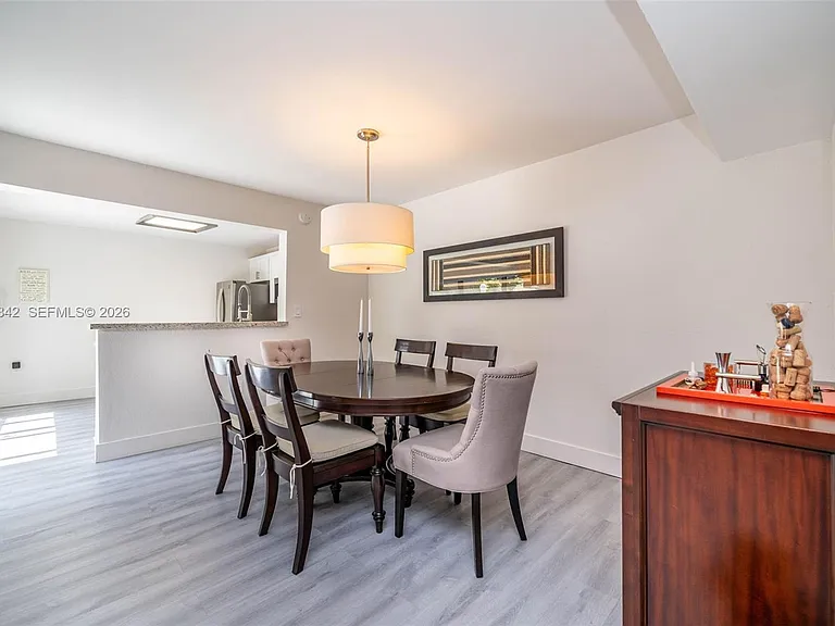 4702 SW 67th Ave #O7 — Photo 6