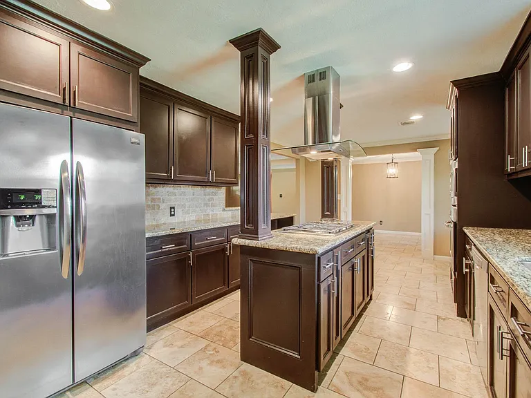 11422 Endicott Ln — Photo 11