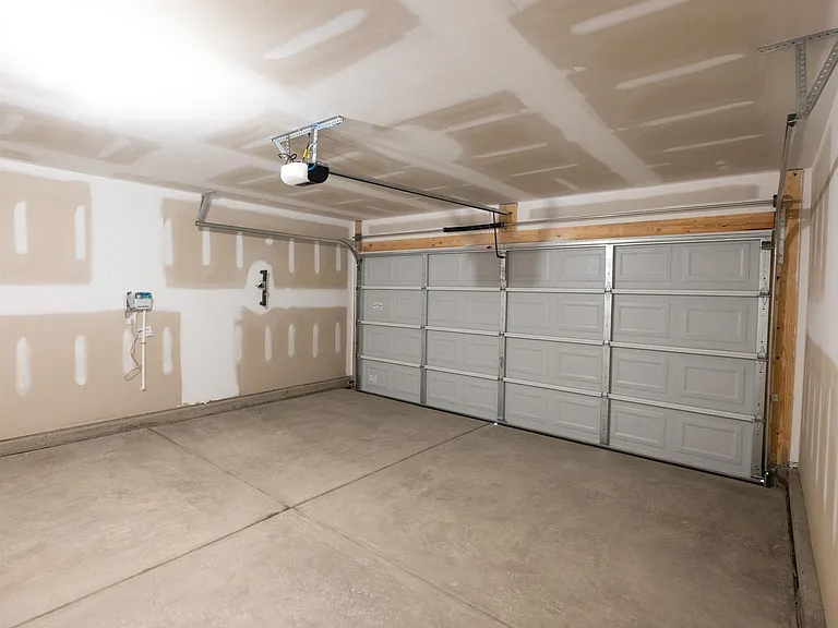 815 N Desert Orchard Ln — Photo 4