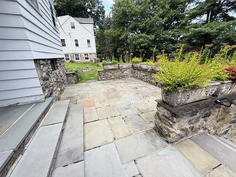 6 Raven Way — Photo 64