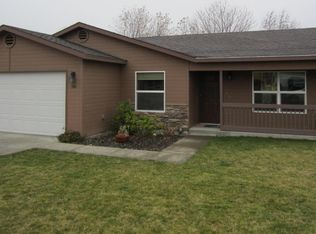 500 Virginia Ct, Zillah, WA