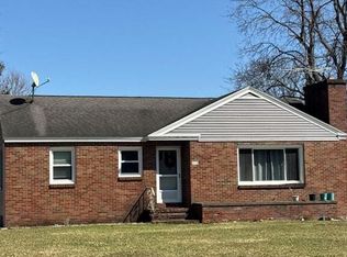 11 Castle Rd, South Glens Falls, NY 12803
